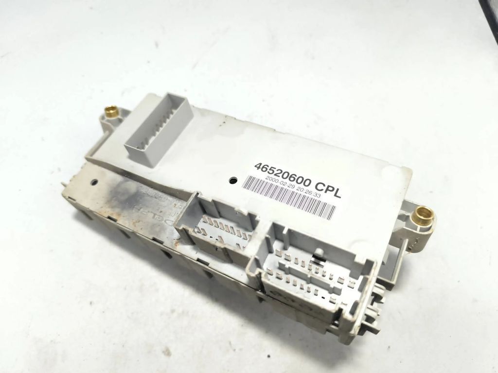 Fiat Punto 188 Petrol 1999 Fuse box module 46774358 