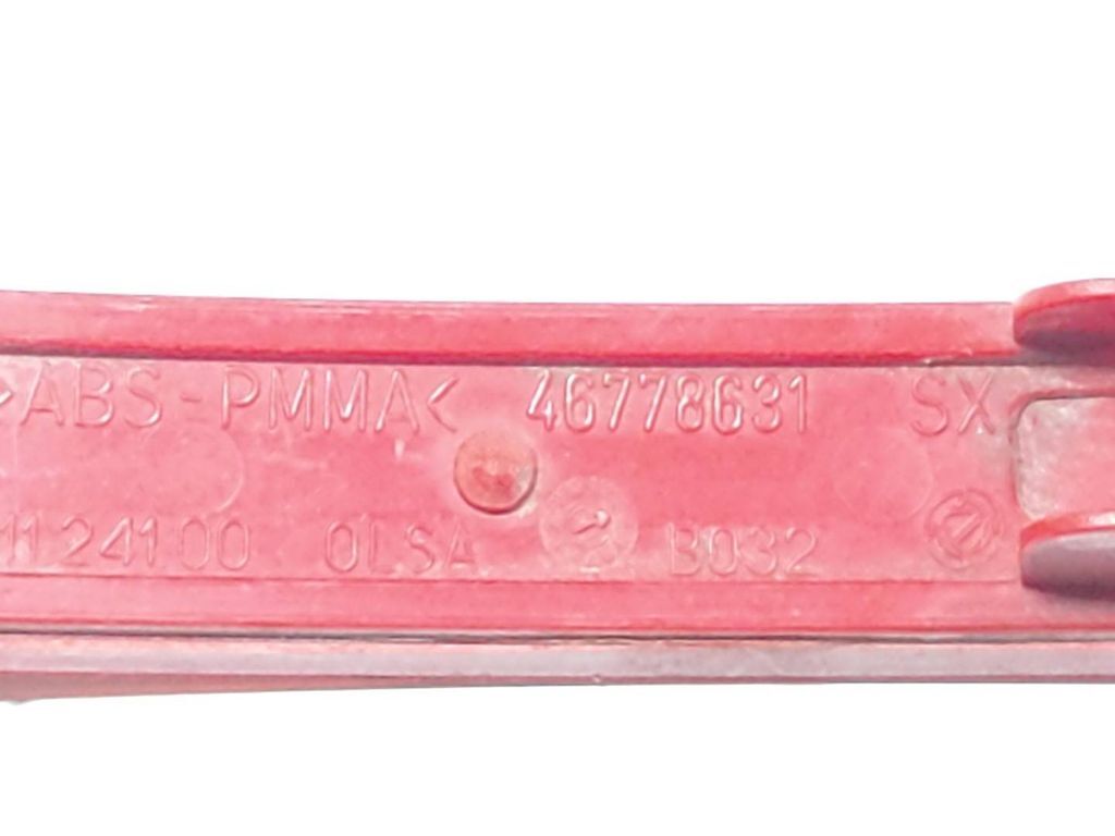 Alfa Romeo 147 2005 Rear Left Bumper light reflector 46778631 