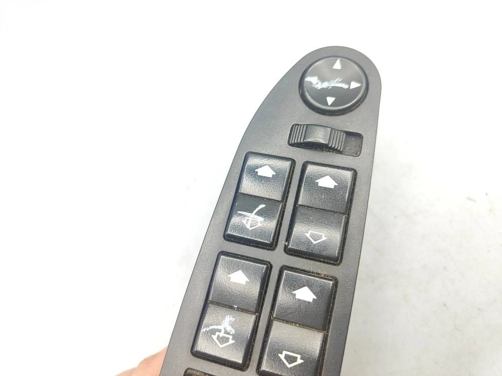 BMW 5 E39 530D 2003 LHD Front Electric window control switch 6904306 