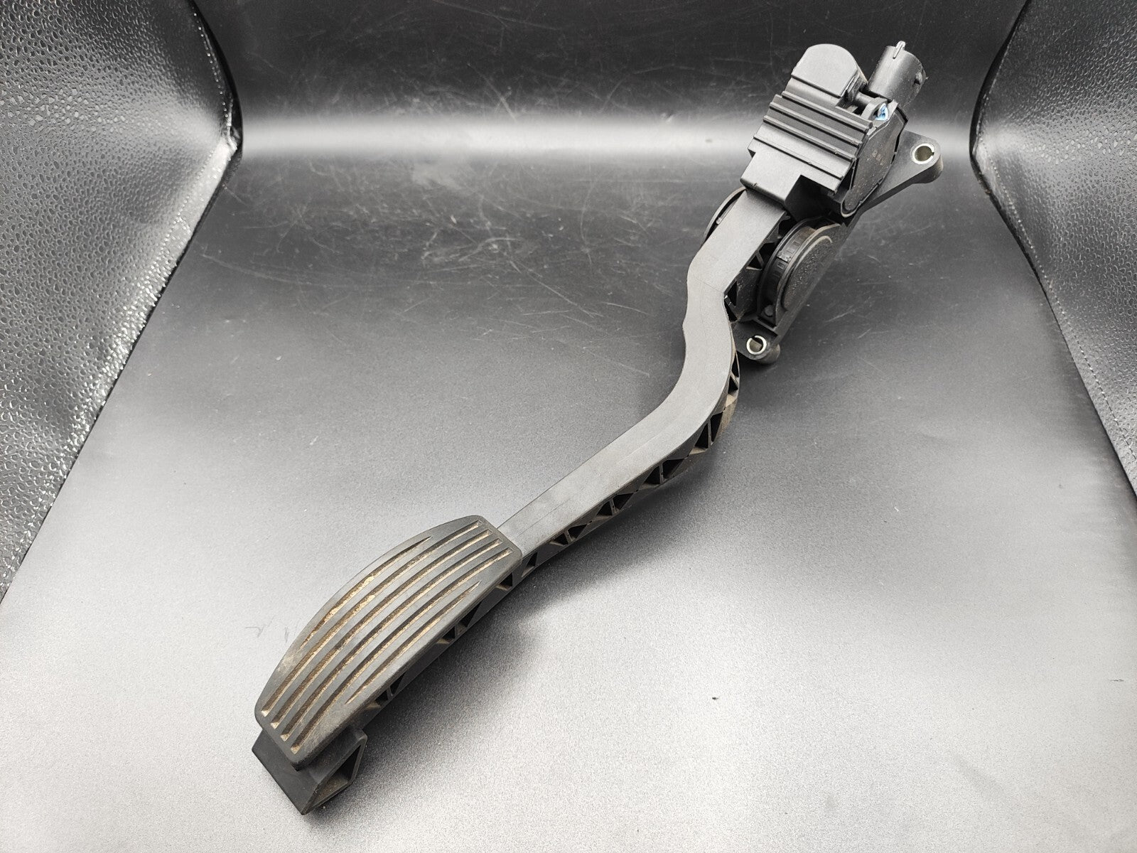 Alfa Romeo 147 GT 1.9JTD 16V 2004 LHD Throttle Gas Pedal 0281002380 46755863