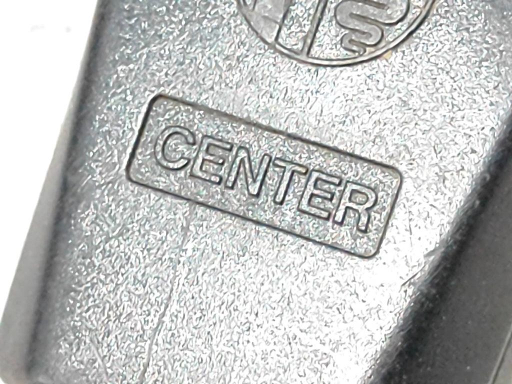 Alfa Romeo 155 1.8TS 103kW Petrol 1994 Rear Middle belt buckle 11F637232 