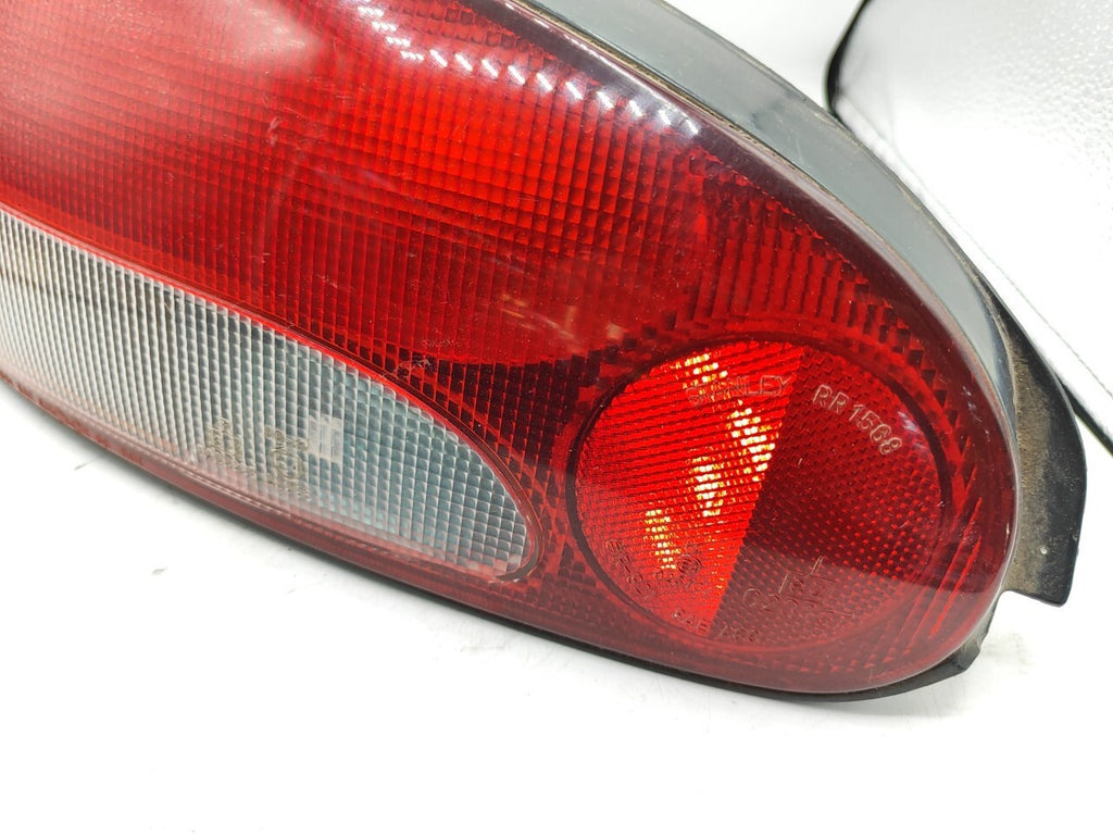 Mitsubishi Colt CA 1994 Hatchback LHD Rear Left Taillight Light 0431568L