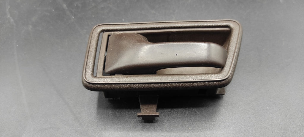 Volkswagen VW Golf Jetta Mk2 1989 Rear Left Door Inner Handle 321837235A