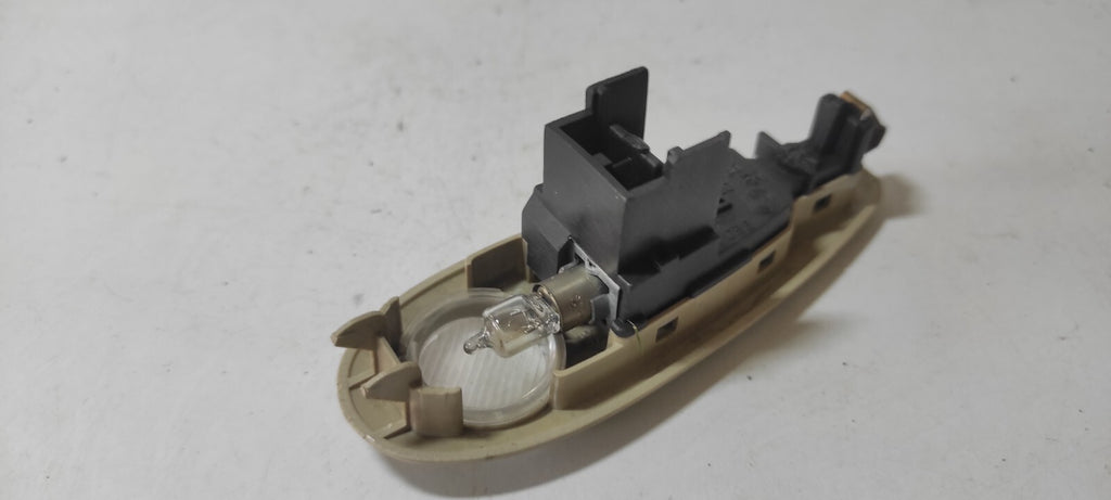 Alfa Romeo 166 2.4JTD 110kW 2003 Rear Interior Reading Light 156016780