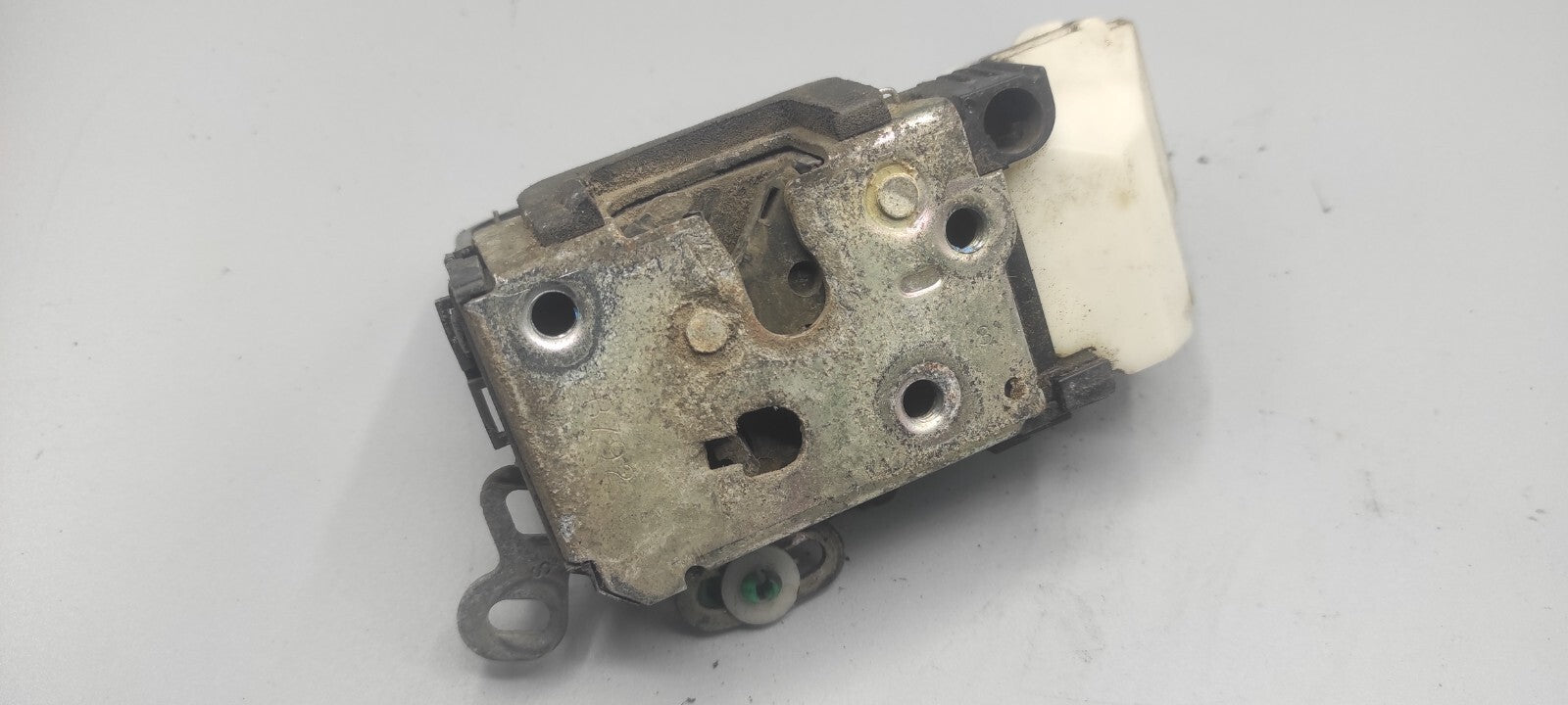 Alfa Romeo 147 1.9JTD 110kW Diesel 2004 LHD Front Left Door Lock B792