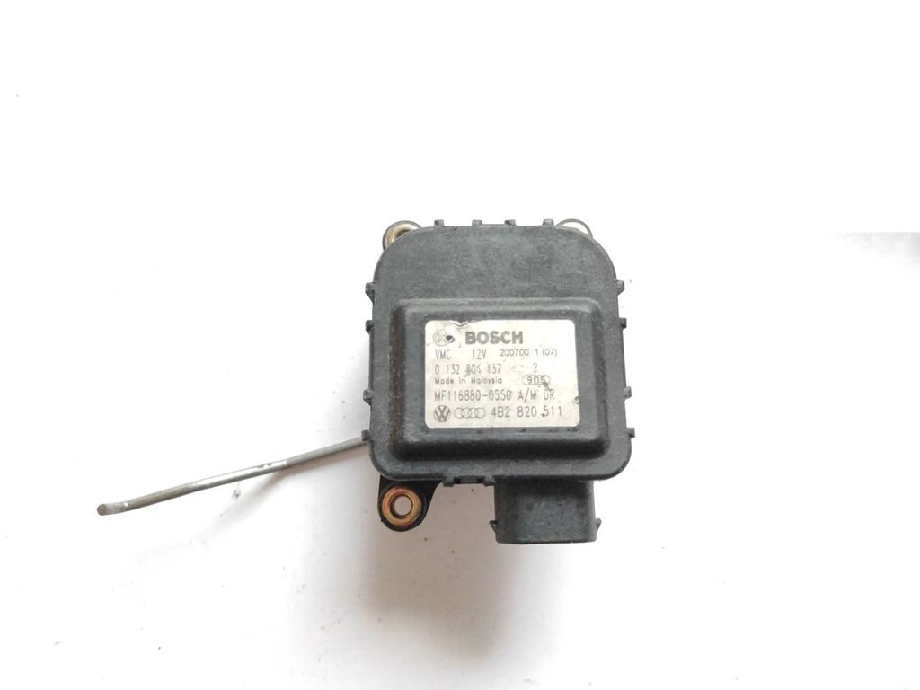 Audi A6 S6 C5 4B 2003 Air heater flap actuator motor 4B2820511 