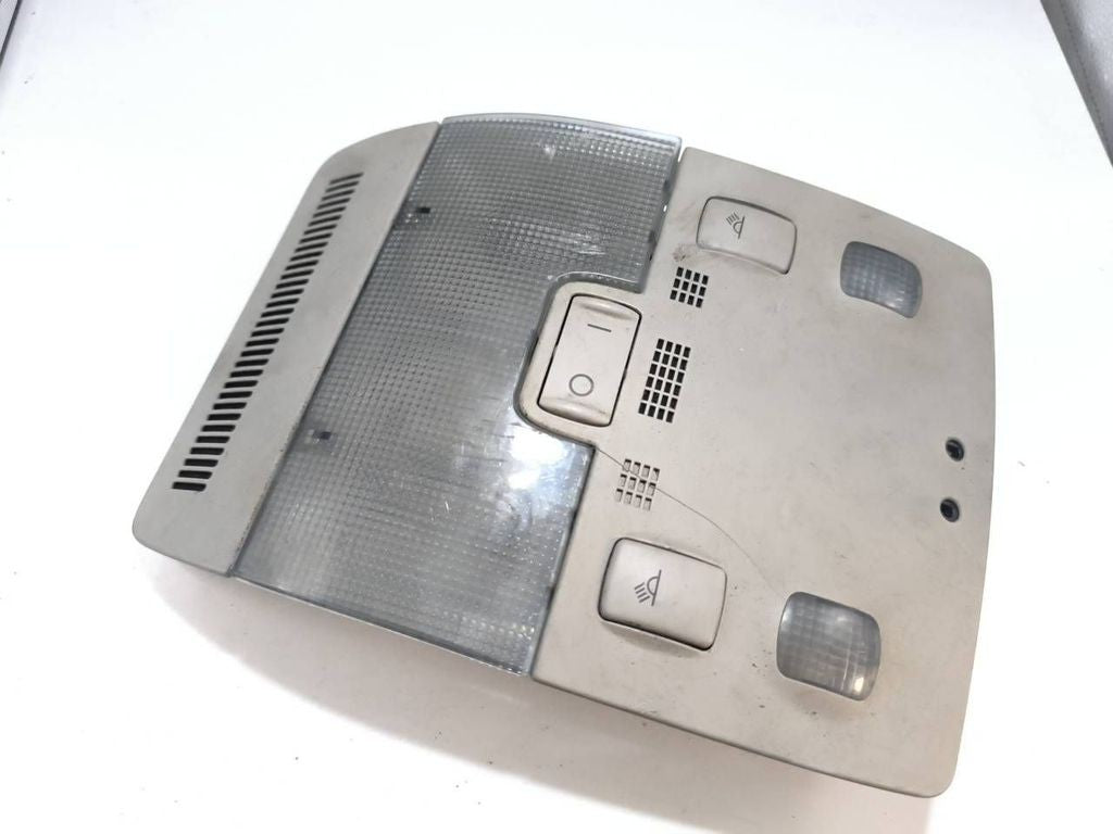 Audi A4 S4 B6 8E 8H 2002 Headlining lighting console trim 8E0947135D 