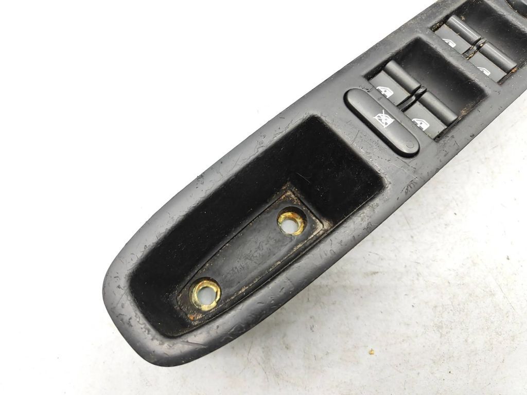 Alfa Romeo 159 2.2JTS 2006 LHD Left Electric window control switch 156054189