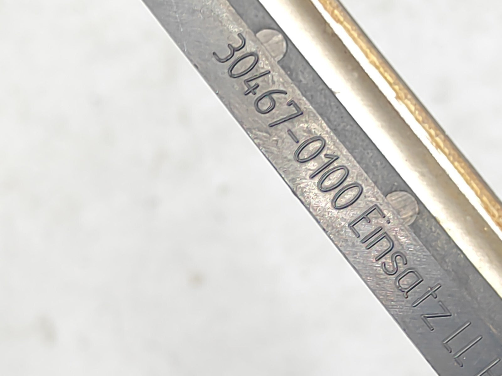 BMW 5 SERIES E39 Center Console Panel Wood Trim 8209847 304670100