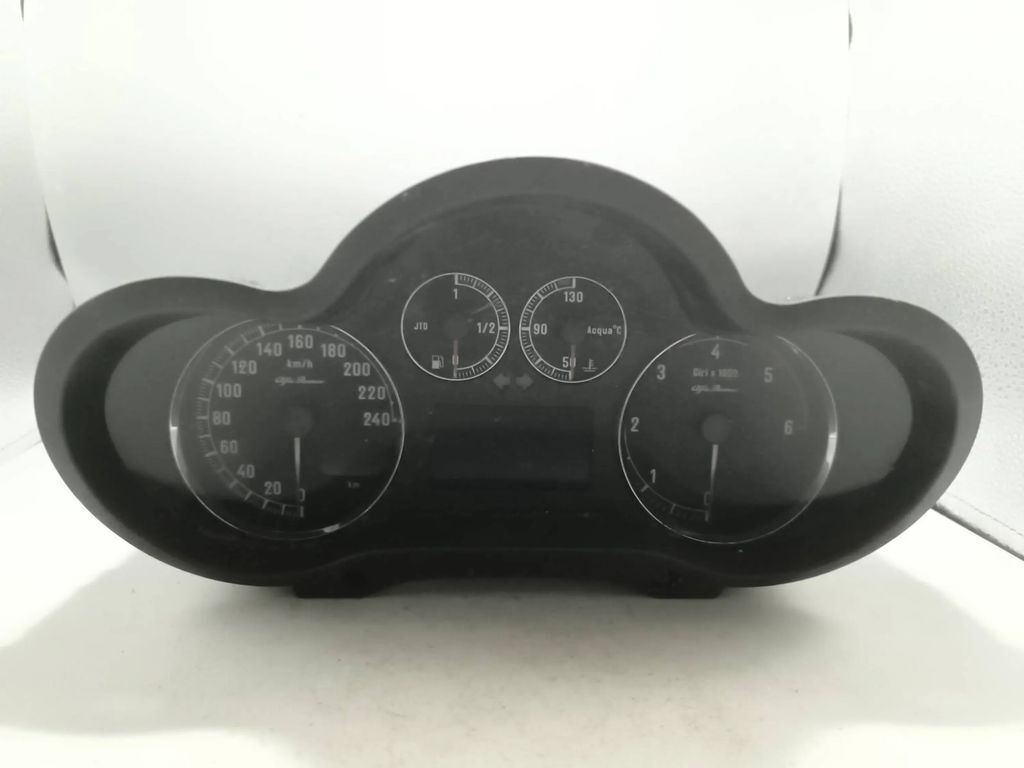 Alfa Romeo 147 2007 LHD Diesel speedometer instrument cluster 156071228 