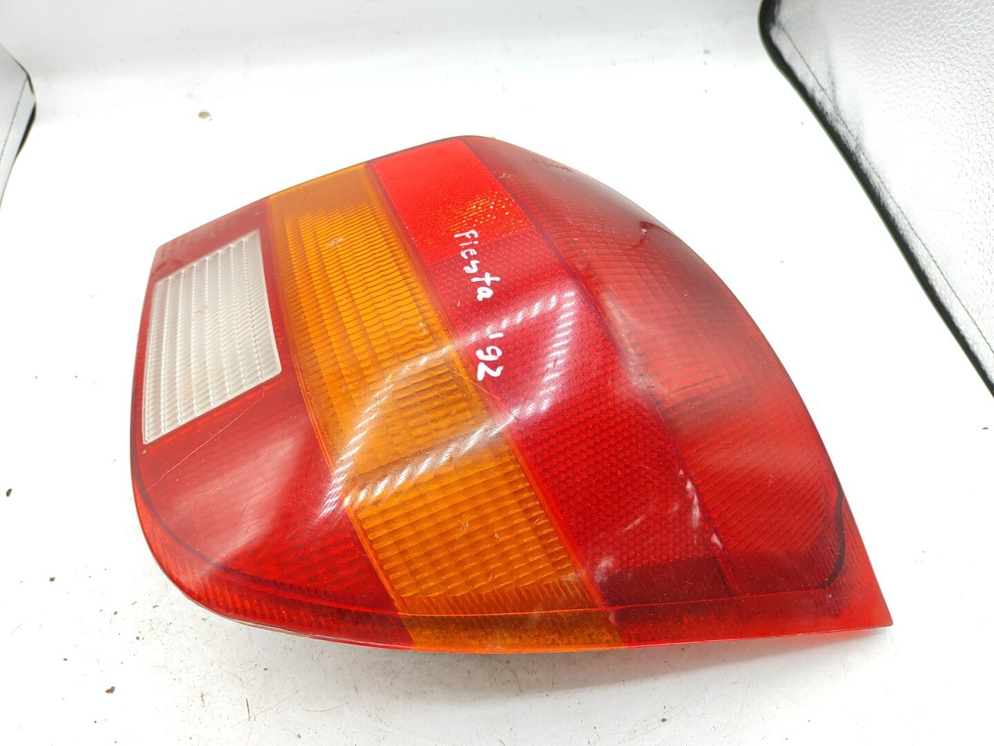 Ford Fiesta 1990 LHD Rear Right Side Taillight Lamp Light 89FG13N004AA 63220R23