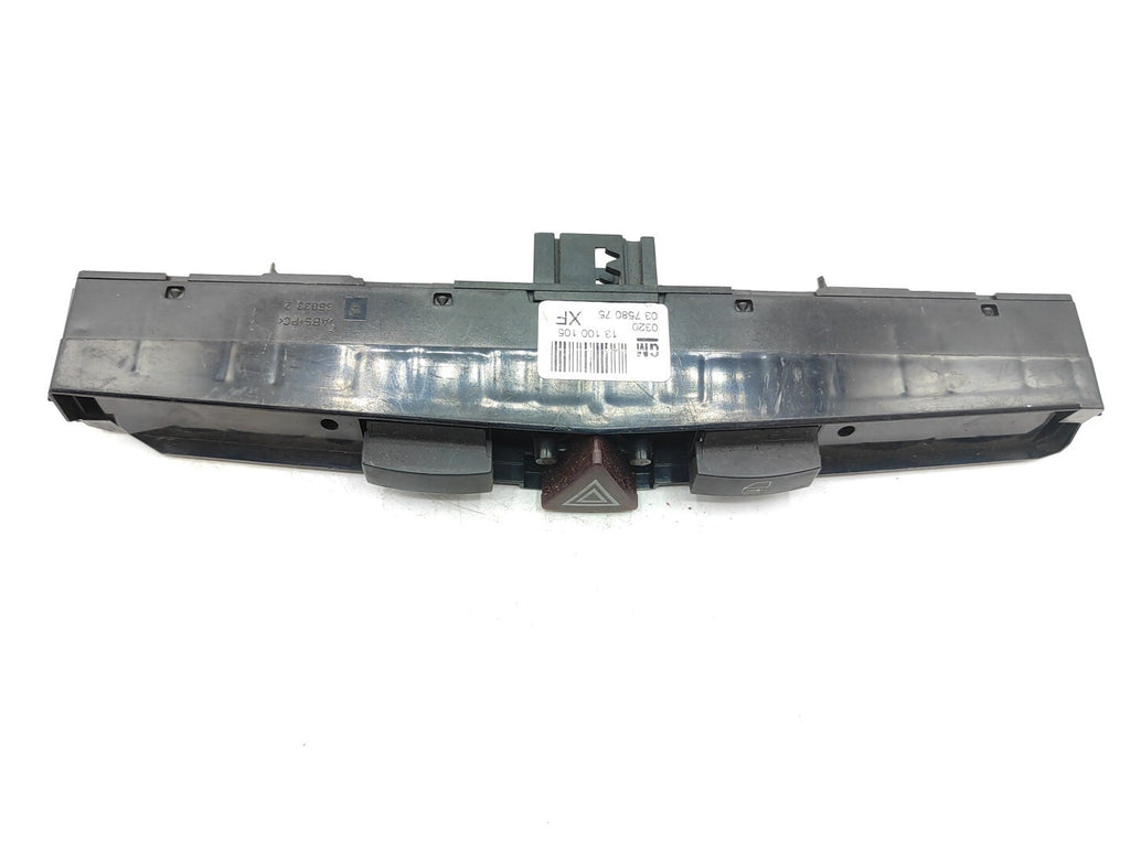 Opel Zafira B 2006 Hazzard Switch 13100105