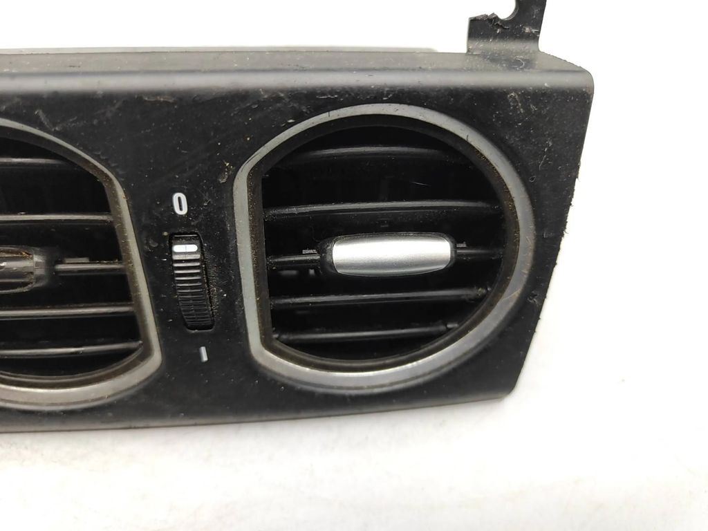 Alfa Romeo 159 2.2JTS 136kW 2006 Rear console air vent grill 939L6376563 