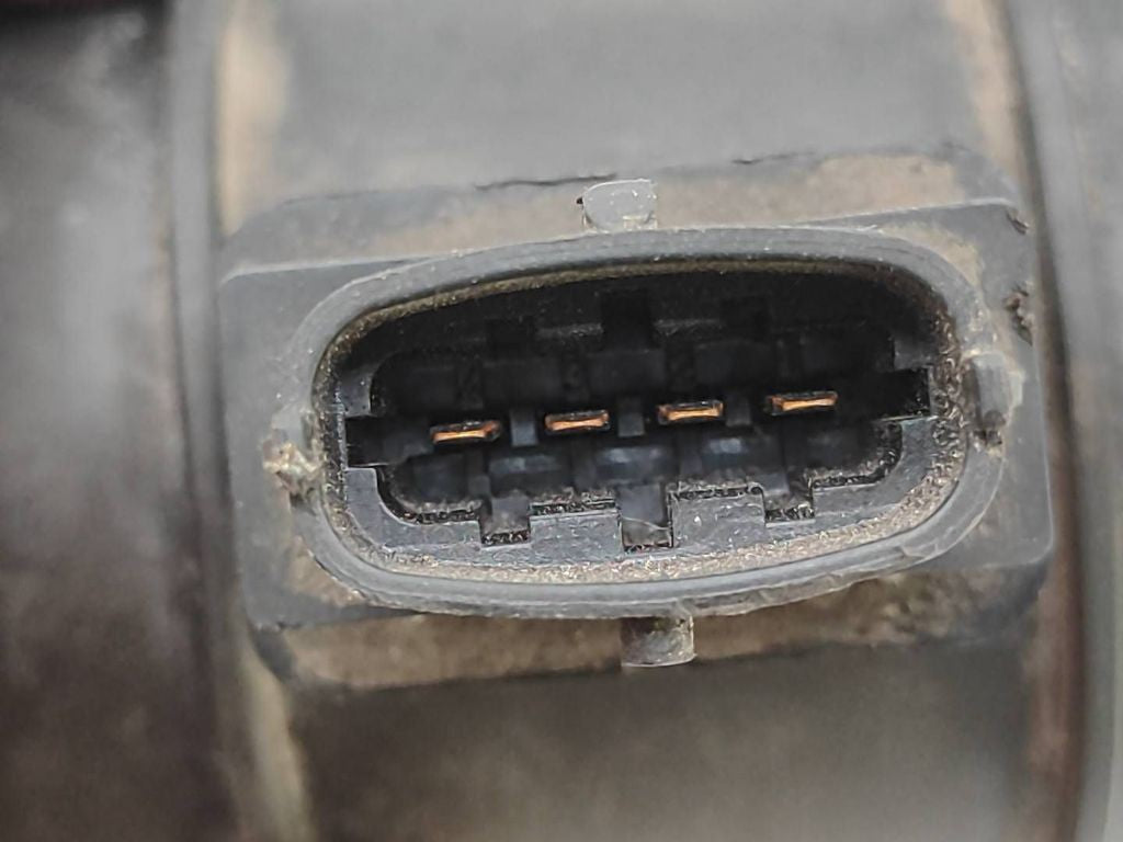 Opel Astra H 2005 Diesel MAF mass air flow meter sensor 55350048 