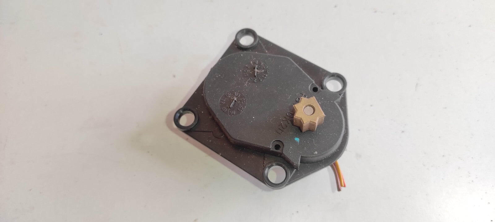 Peugeot 607 3.0i V6 2001 Heater Blower Air Flap Actuator 657102JD