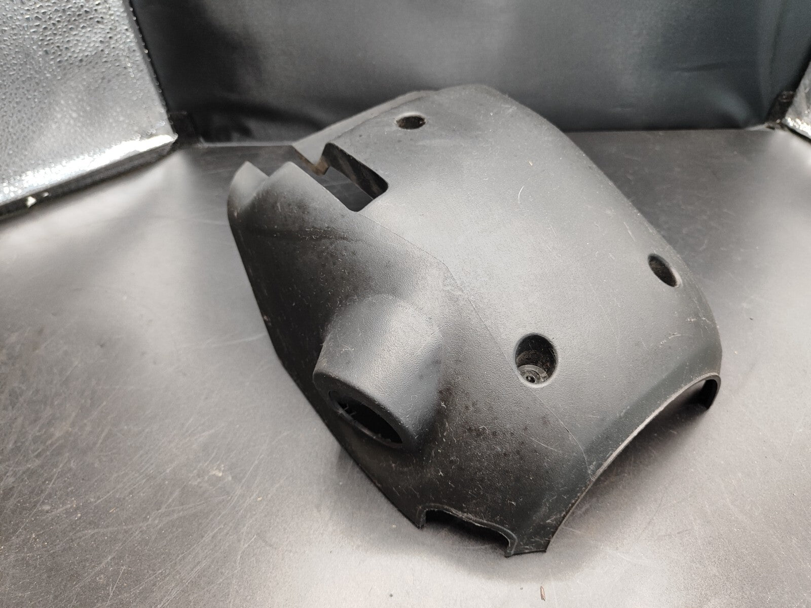 Alfa Romeo 147 / GT 1.9JTD Diesel 2006 LHD Lower Steering Column Cover Trim