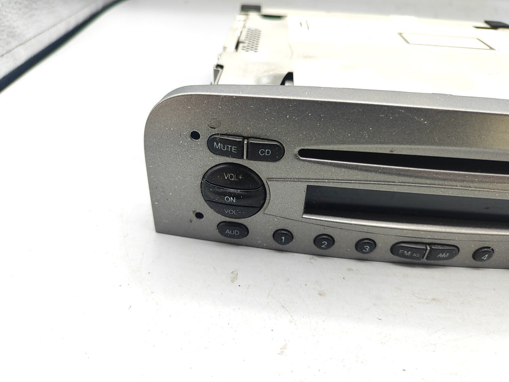 Alfa Romeo 147 1.9JTD 16V 2007 Fully Working Radio 7646304316 / NO CODE