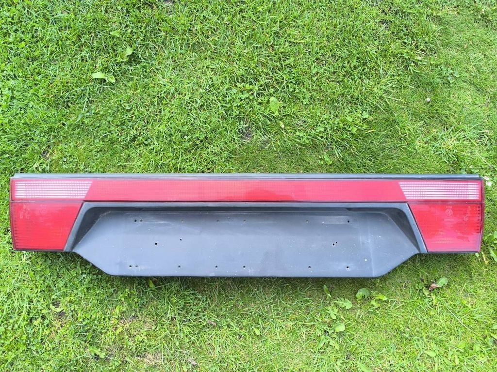 Alfa Romeo 155 1994 Rear tailgate tail light lamp 60568444 