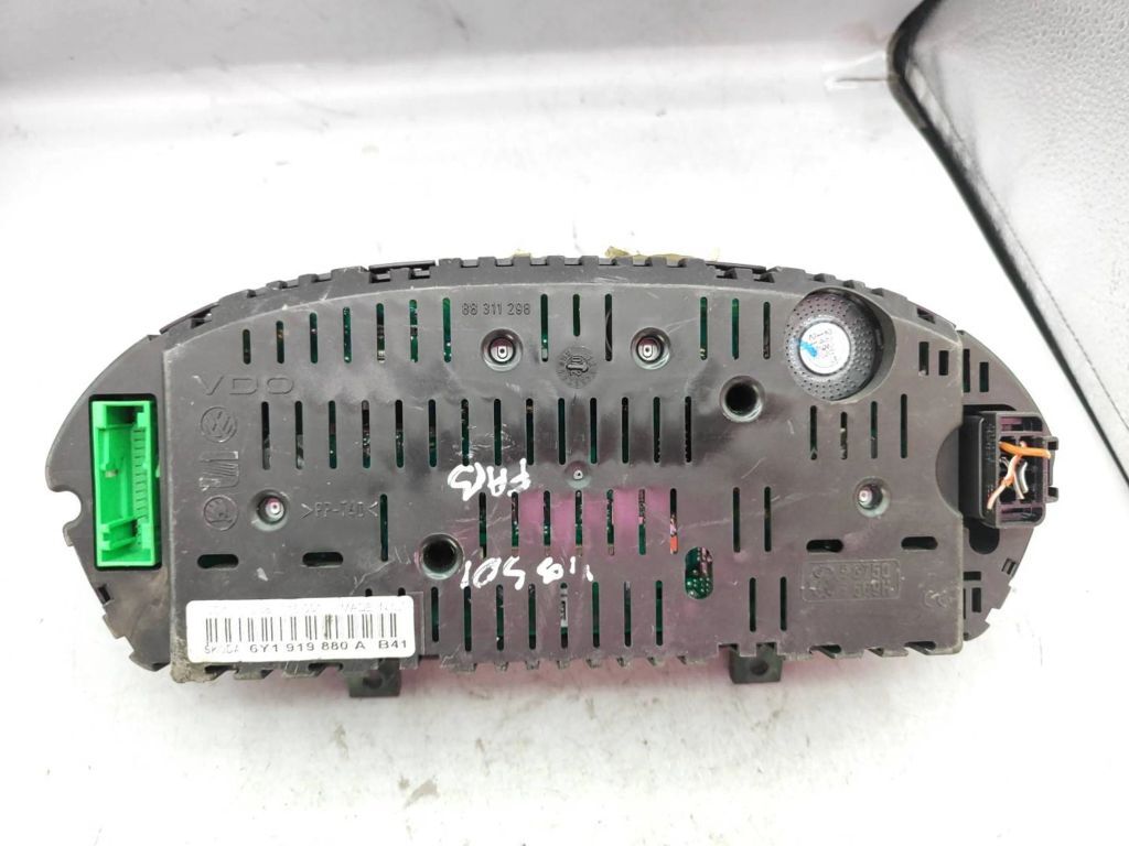 6Y1919880A Skoda Fabia Mk1 6Y 2002 speedometer instrument cluster 