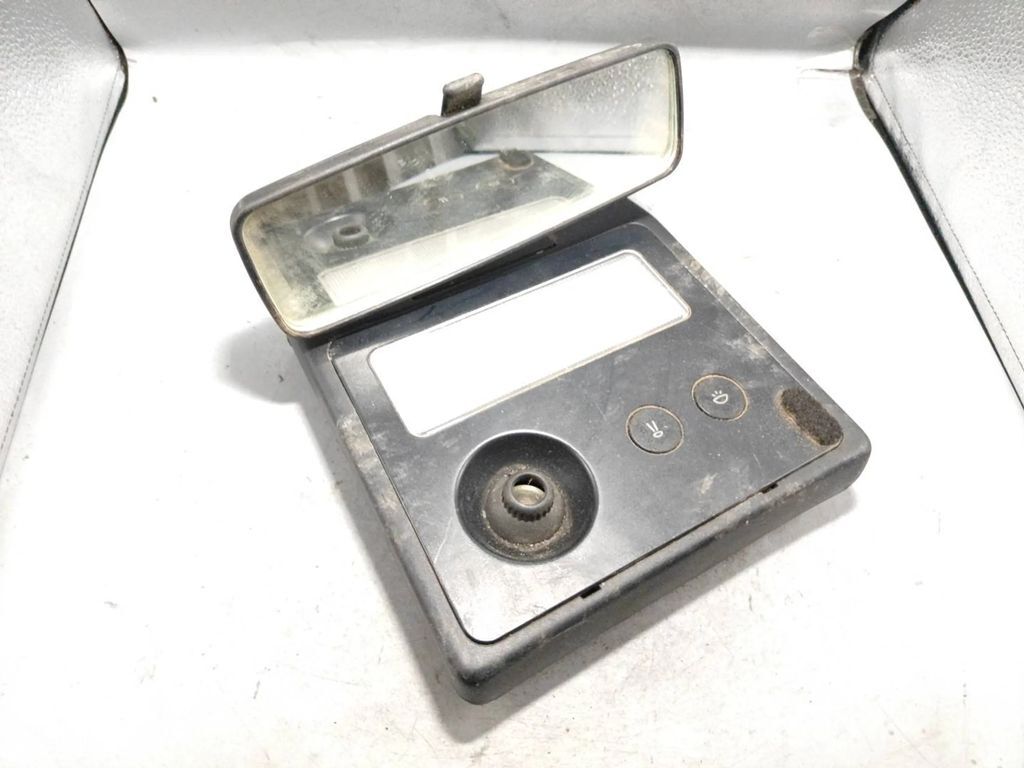 Alfa Romeo 155 1.8i 103kW 1994 Interior rear view mirror E30143741 
