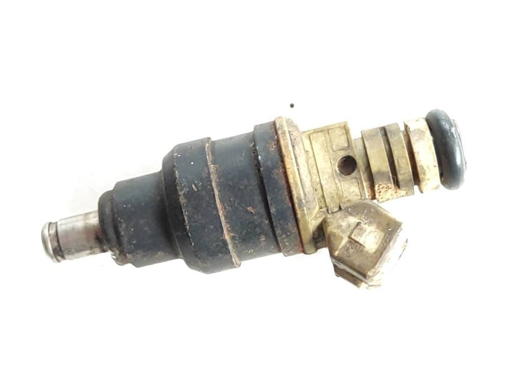 BMW 5 Series E34 1993 Petrol fuel supply injector 0280150716  