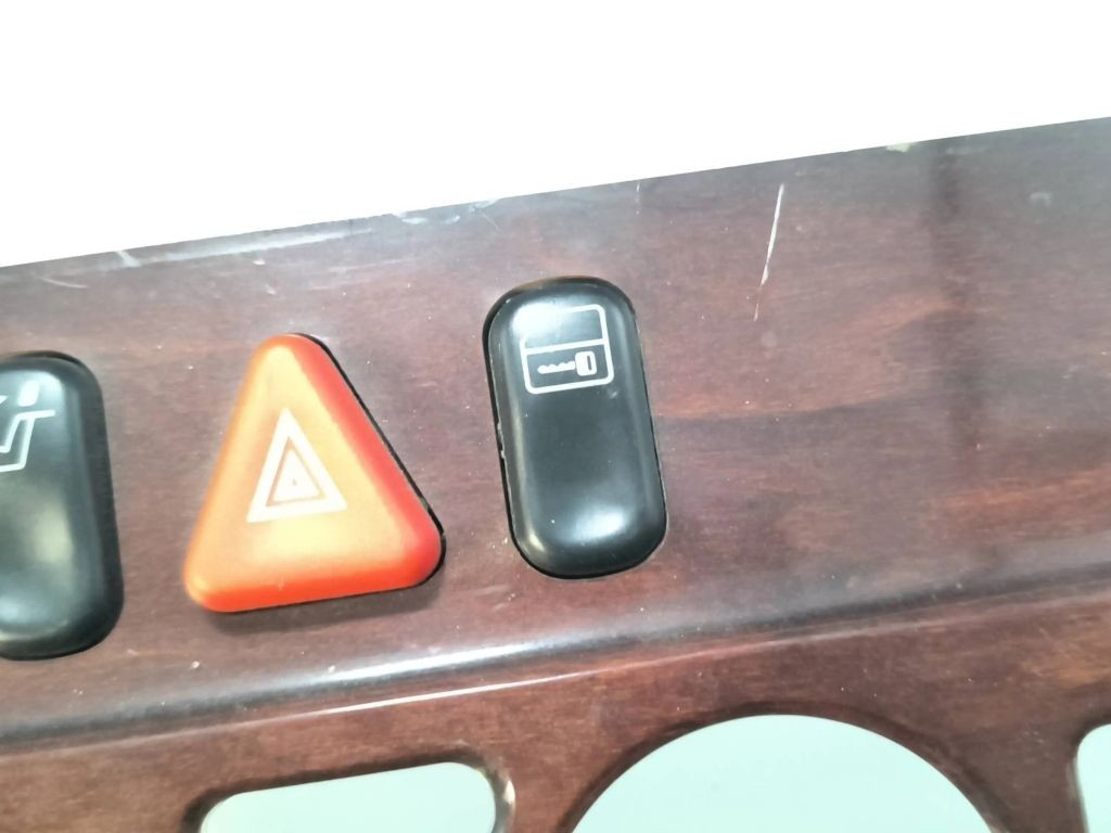 Mercedes-Benz E W210 1996 Radio AC heater control trim A2106830308 