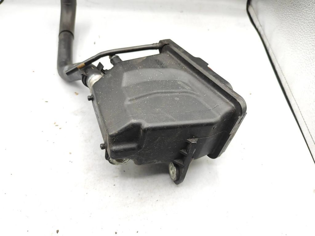 Alfa Romeo 159 2.2JTS 136kW 2006 Power steering fluid tank reservoir 