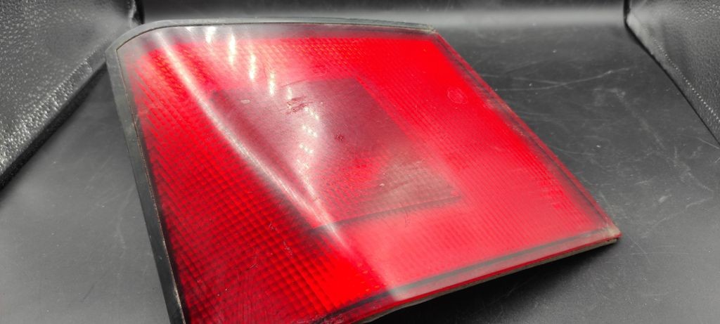 Mitsubishi Carisma 1997 Left Tailgate tail light lamp MB952167