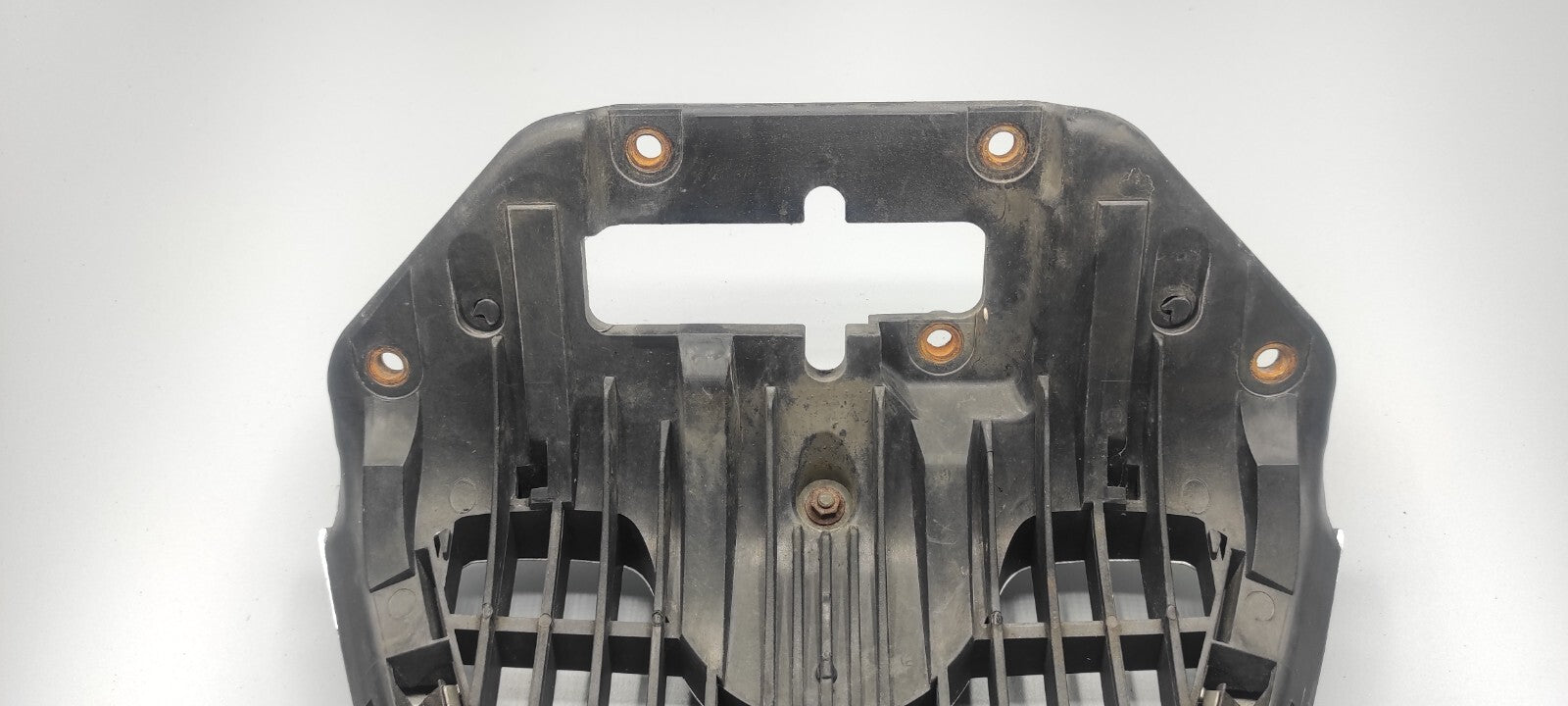 Alfa Romeo 156 SW 2.4JTD 110kW 2002 Front Middle Radiator Grill 156017393