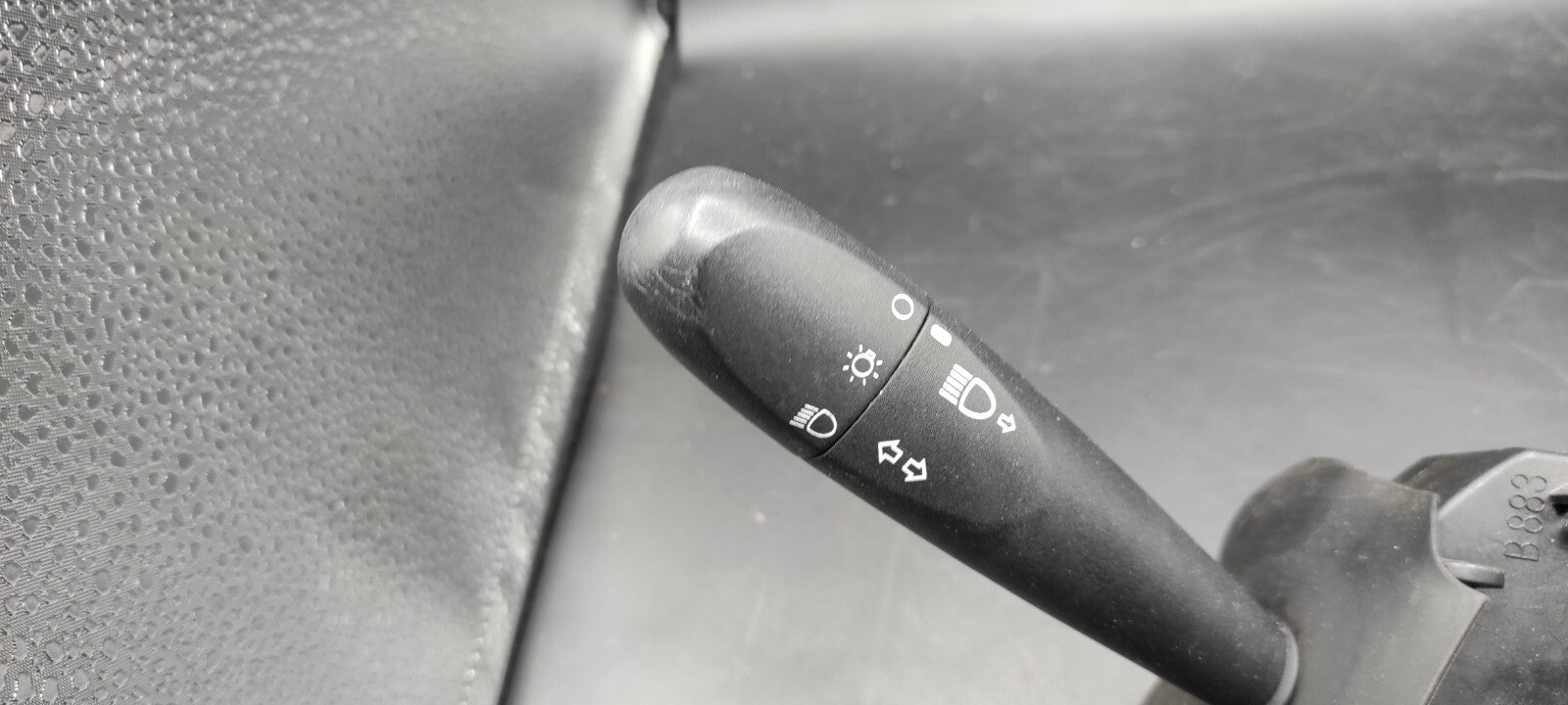 Alfa Romeo 156 2.4JTD 2000 Indicator Wiper Turn Light Stalk Lever 73385DOT