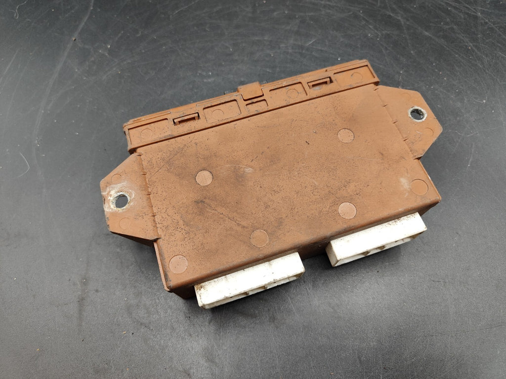 Alfa Romeo 156 2.4JTD 110kW Diesel 2001 Headlight control module 60673171