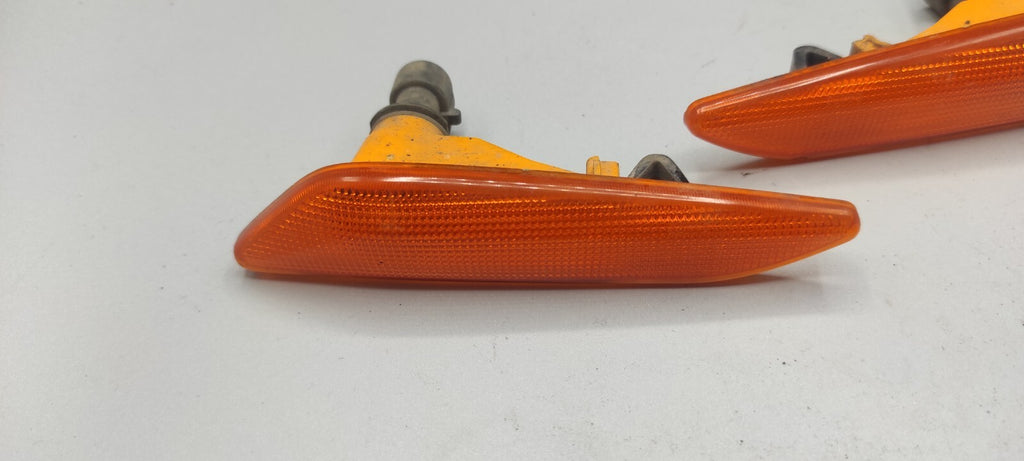 Alfa Romeo 156 2.4JTD 110kW Diesel 2002 Front Orange Indicator Turn Light Set