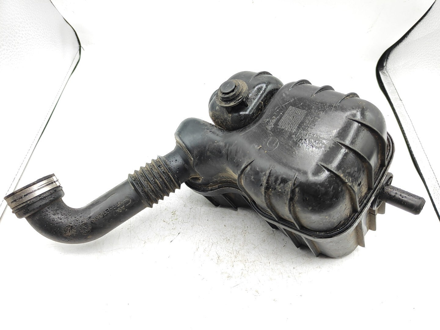 Alfa Romeo 159 1.9JTDM 110kW 2008 Diesel Engine Air Intake Pipe Hose 51770155