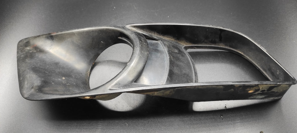 Alfa Romeo 156 1.9JTD 110kW 16V 2004 Front Bumper Right Grille 156050862