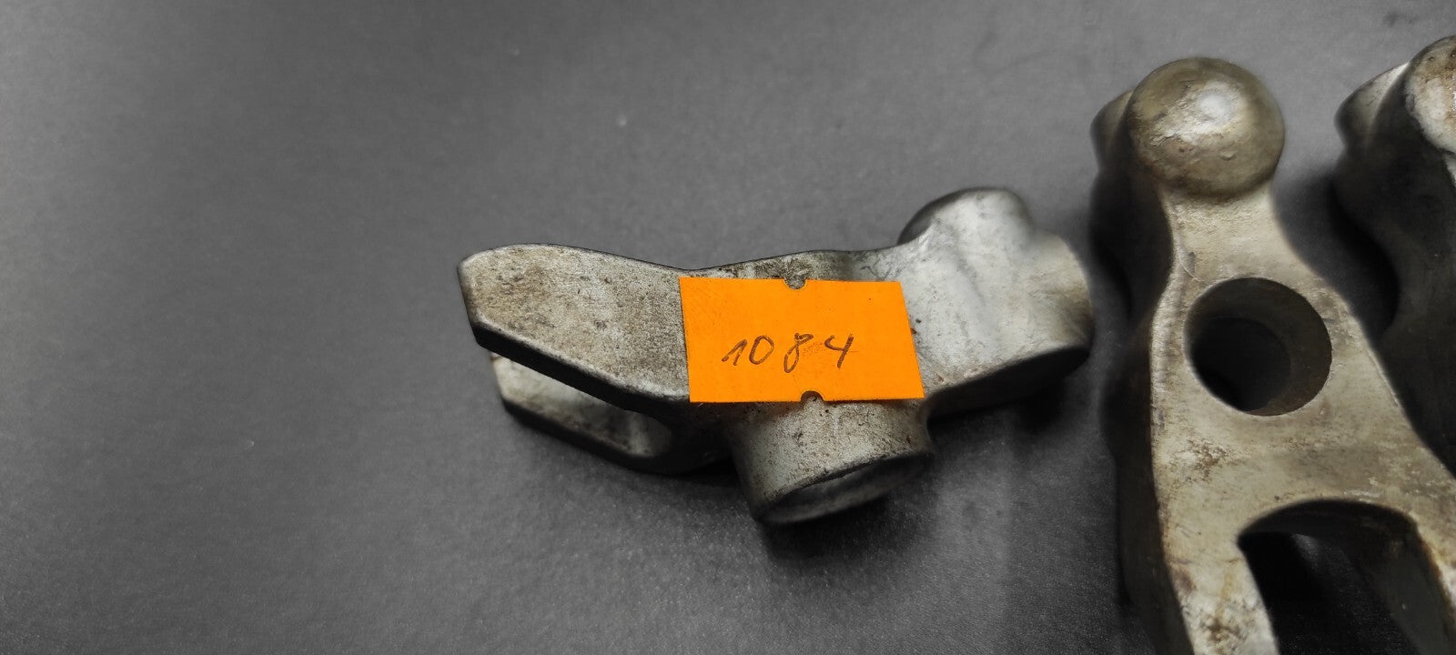 Alfa Romeo 156 2.4JTD 110kW Diesel 2002 Fuel Injector Clamp Holder Bracket Set