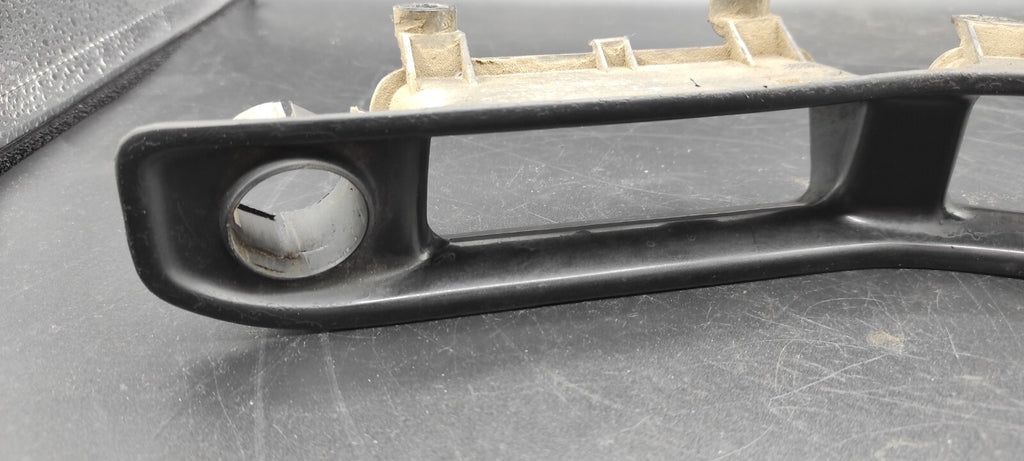 Audi 80 B3 1989 Front Left Door Card Handle Trim