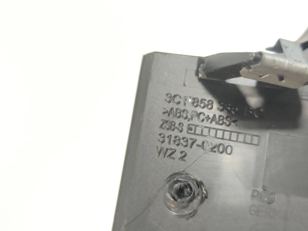 Volkswagen PASSAT B6 2008 Speedometer dashboard trim 3C1858335BC 