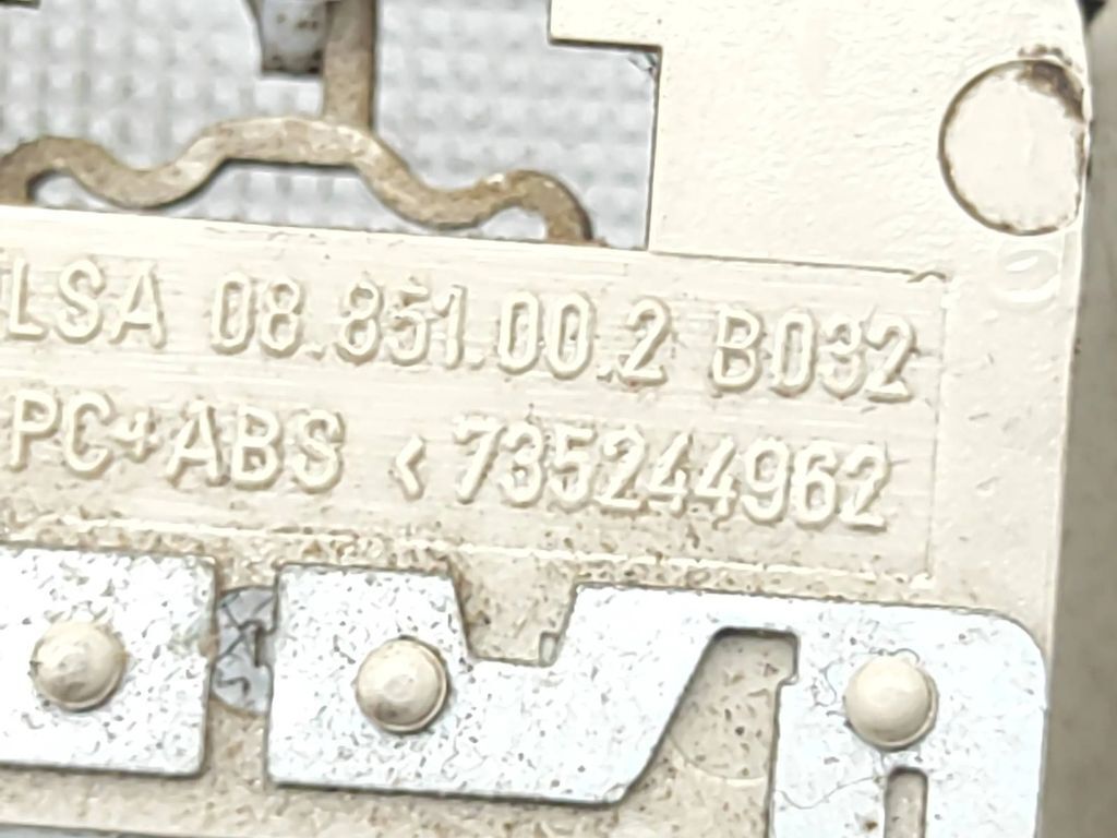 Alfa Romeo 147 2001 Rear Tailgate Trunk Boot interior light 735244962 