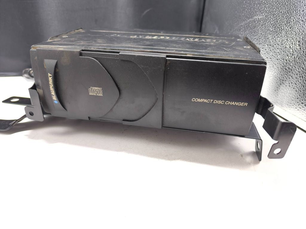 Alfa Romeo 159 2007 CD DVD changer 7607700014 