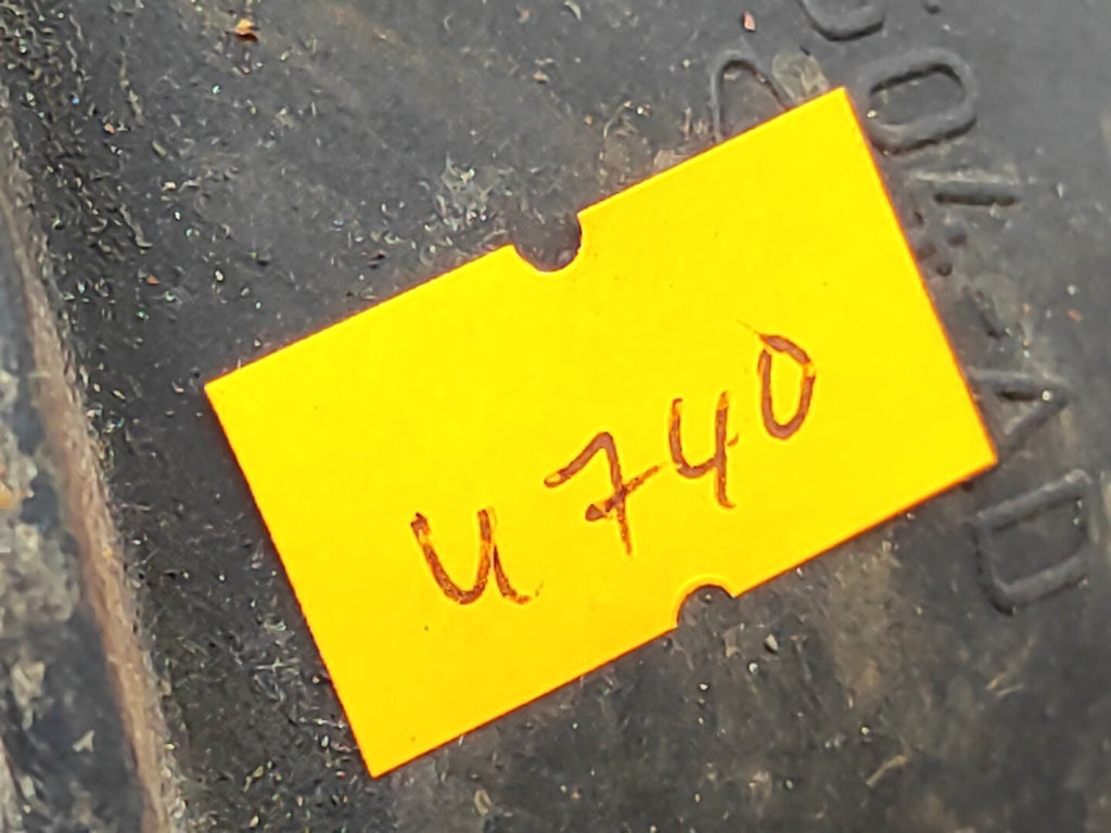 Ford Focus MK1 1.6i 74kW 2001 Engine Air Intake Pipe Hose 98AB9R504AD