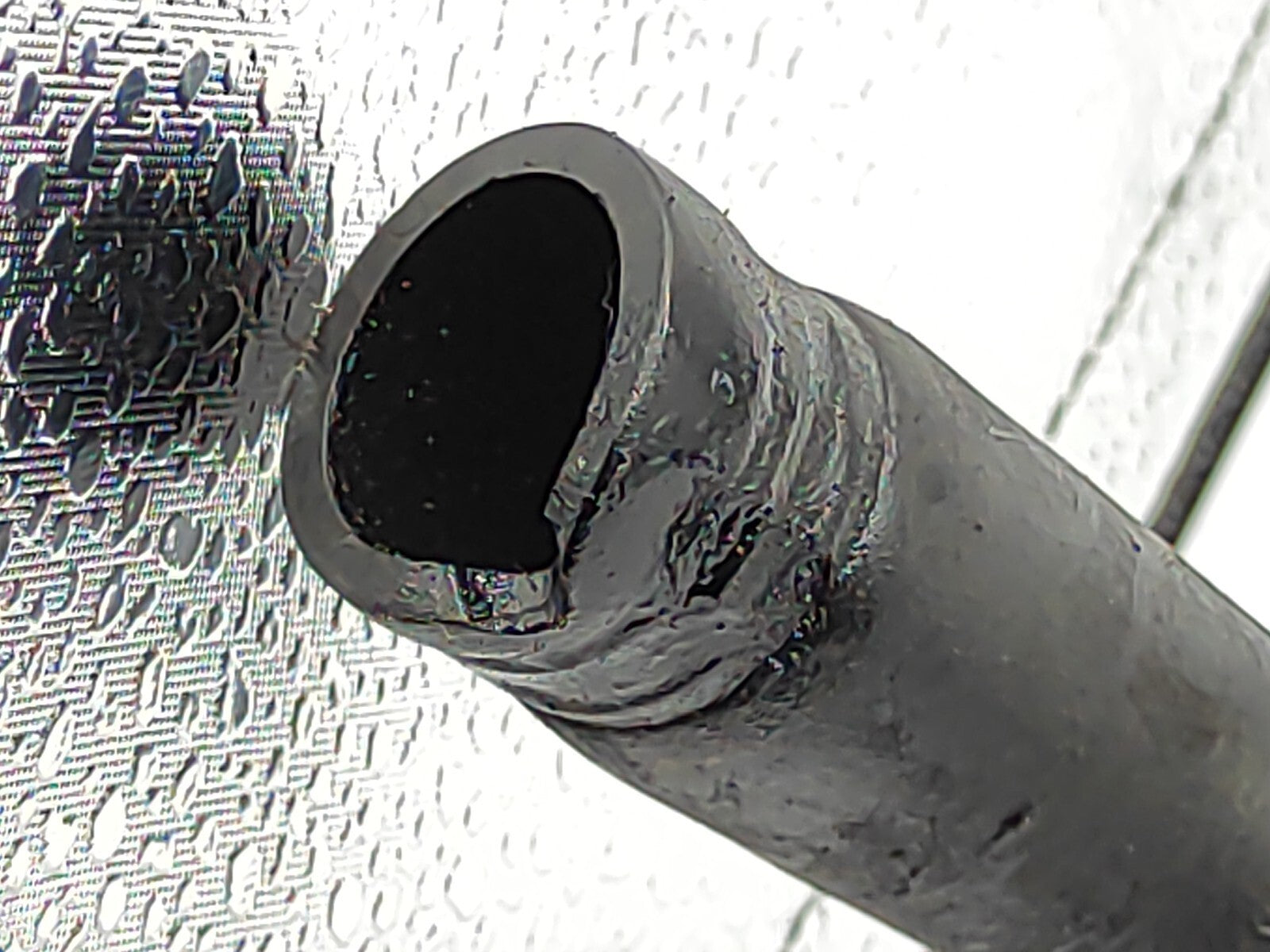 Alfa Romeo GT 1.9JTD 110kW 2004 Diesel Engine Breather Pipe Hose 3911170916