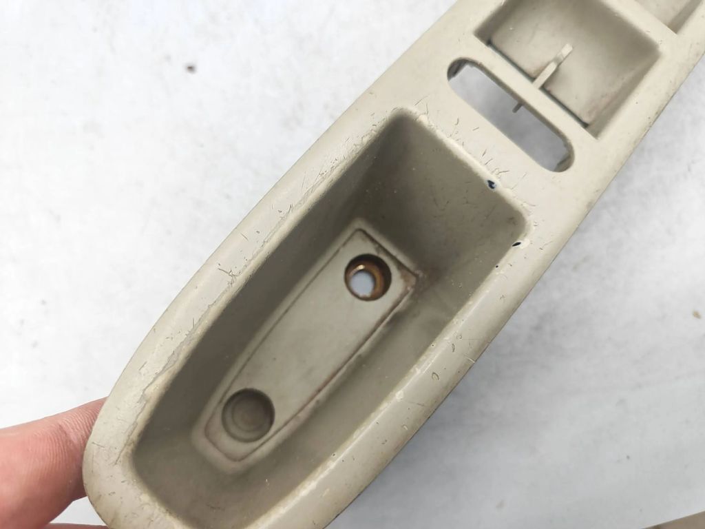 Alfa Romeo 159 1.8i 103kW 2008 LHD Front Left Window Switch CASE 156077484 