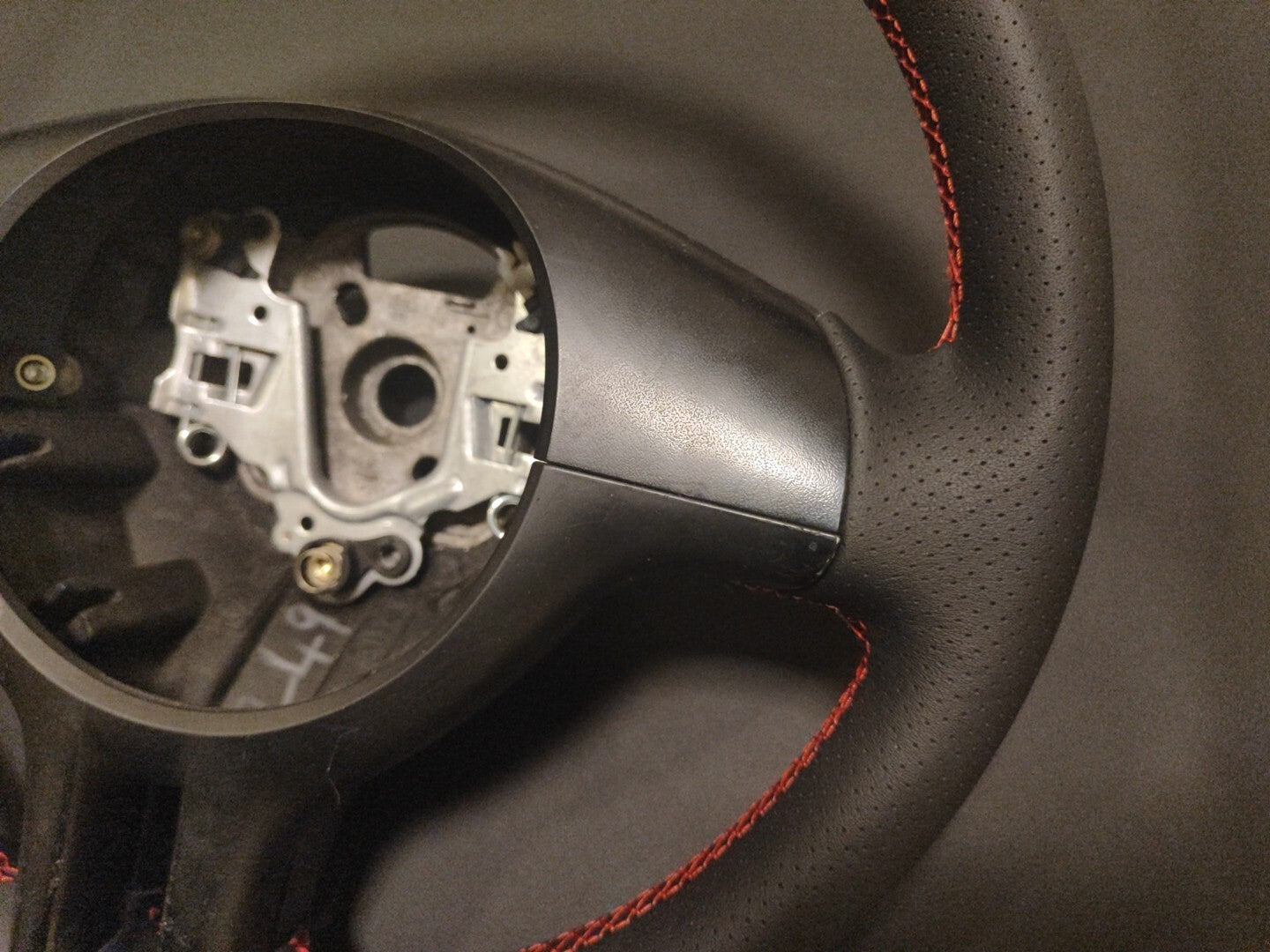 BMW 3 Series E46 2002 Steering Wheel Red Stitch New Leather Cover 6760653