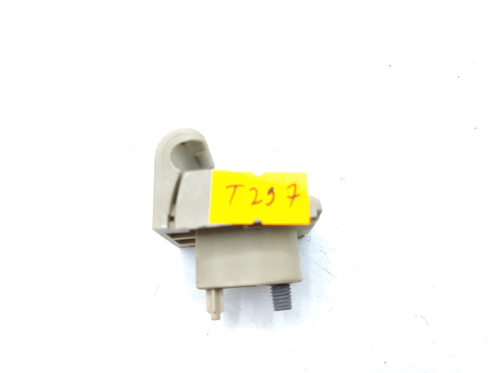 Alfa Romeo 166 2.4JTD 2000 Front Sun Visor Clip / Bracket /Mount