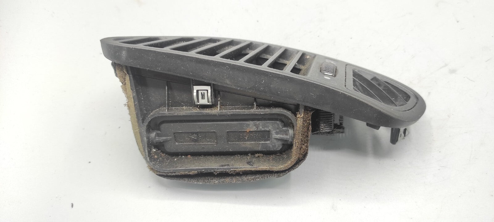 Alfa Romeo 156 2.4JTD 110kW 2003 LHD Front Right Dash Panel Side Air Vent Grill