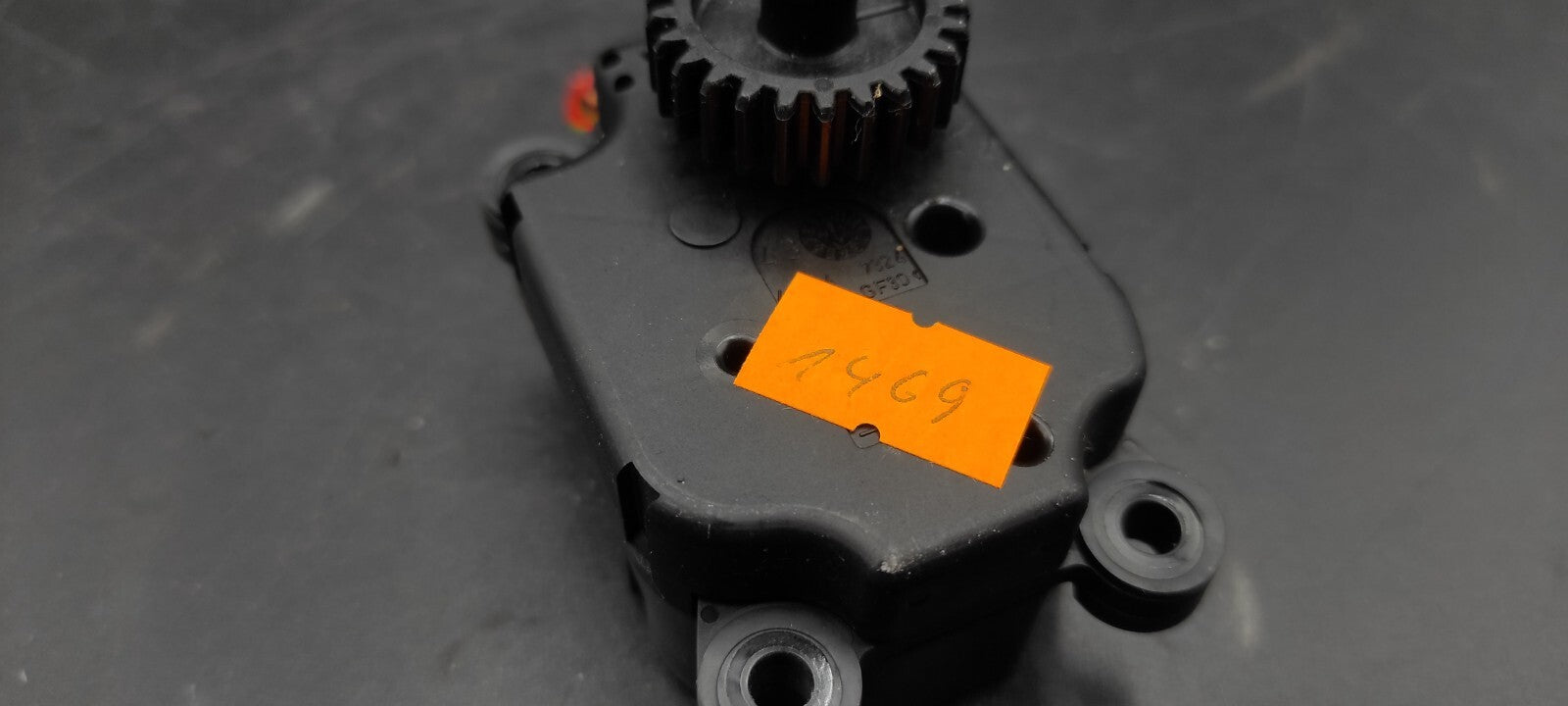 Alfa Romeo GT 1.9JTD 110kW 2004 Heater Blower Flap Motor Actuator 52495066