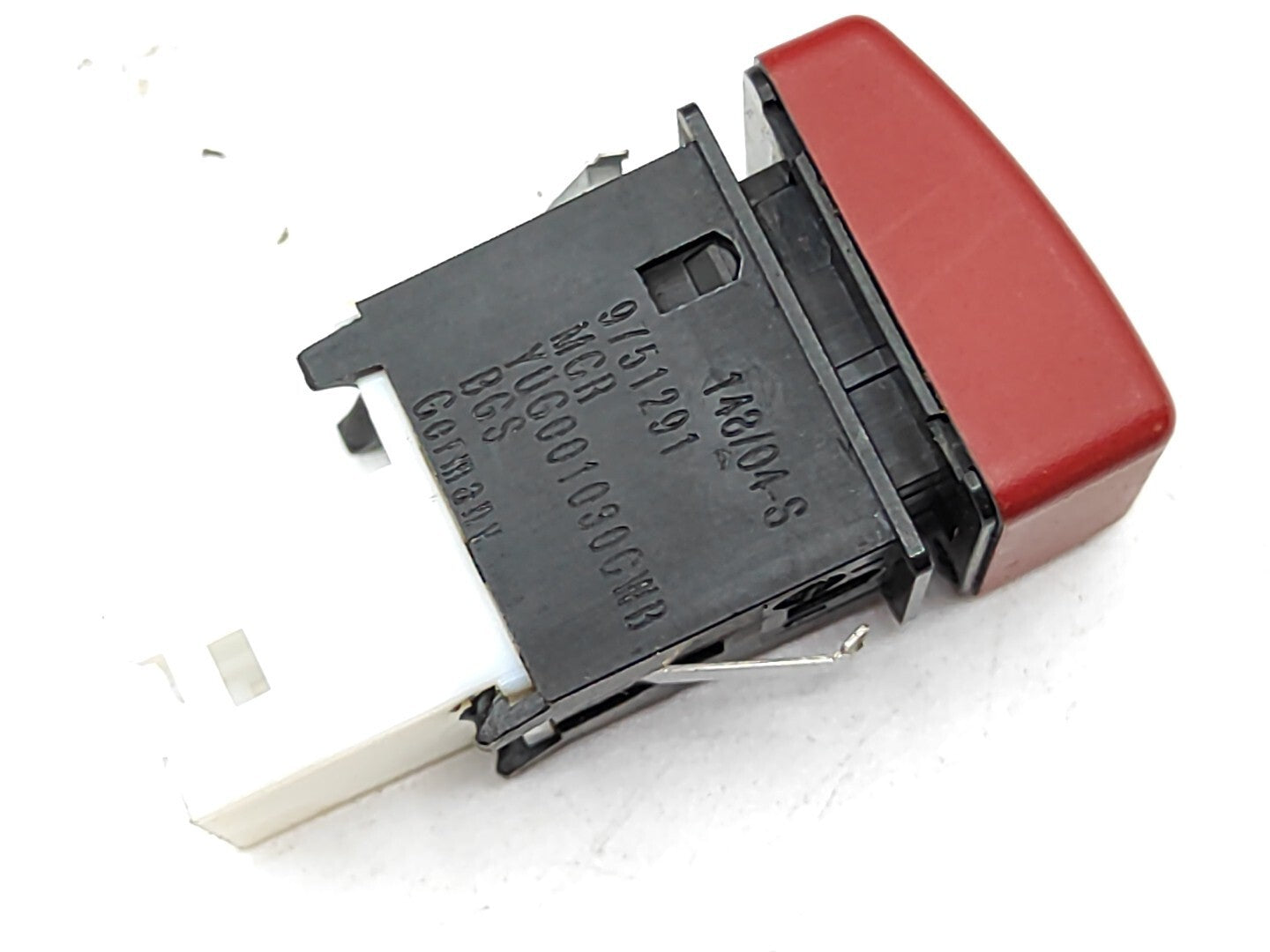 Rover 45 25 Facelift ZS Front Hazzard Indicator Switch Button YUG001030CWB