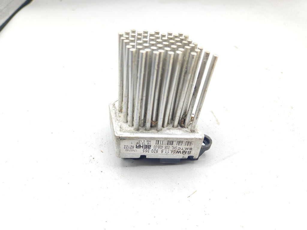 BMW 3 Series E46 320D 110kW  2000 Heater fan motor  resistor 6920365