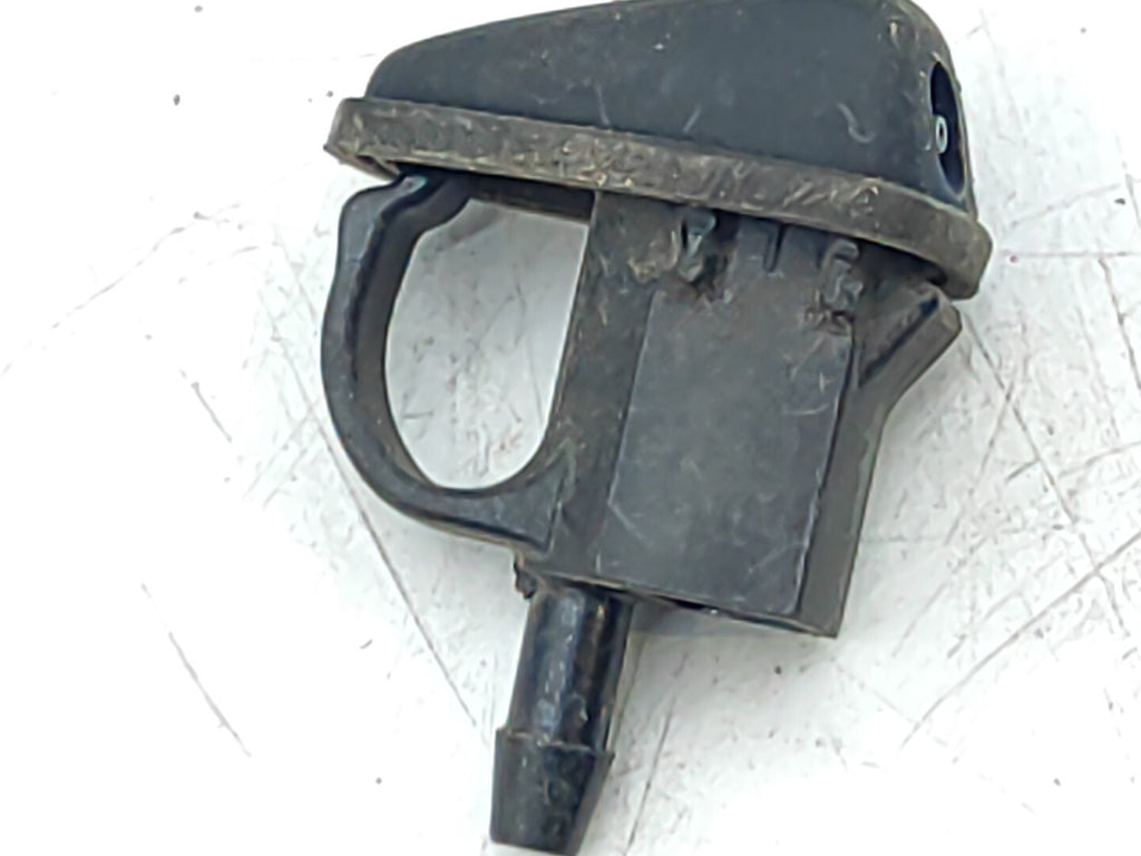 Land Rover Freelander LR2 2008 Front Bonnet Hood Windshield Spray Nozzle