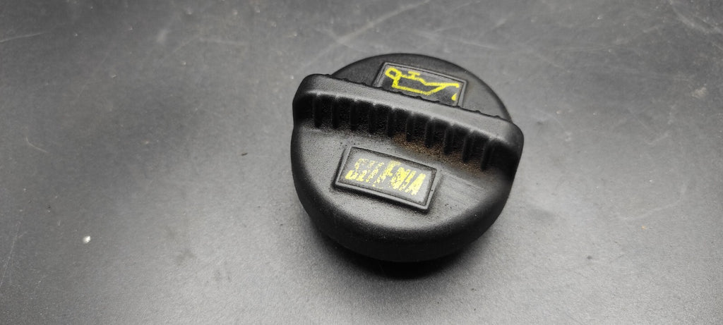 Alfa Romeo 147 1.9JTD 16V 103kW 2003 Diesel Engine Oil Fill Cap Cover